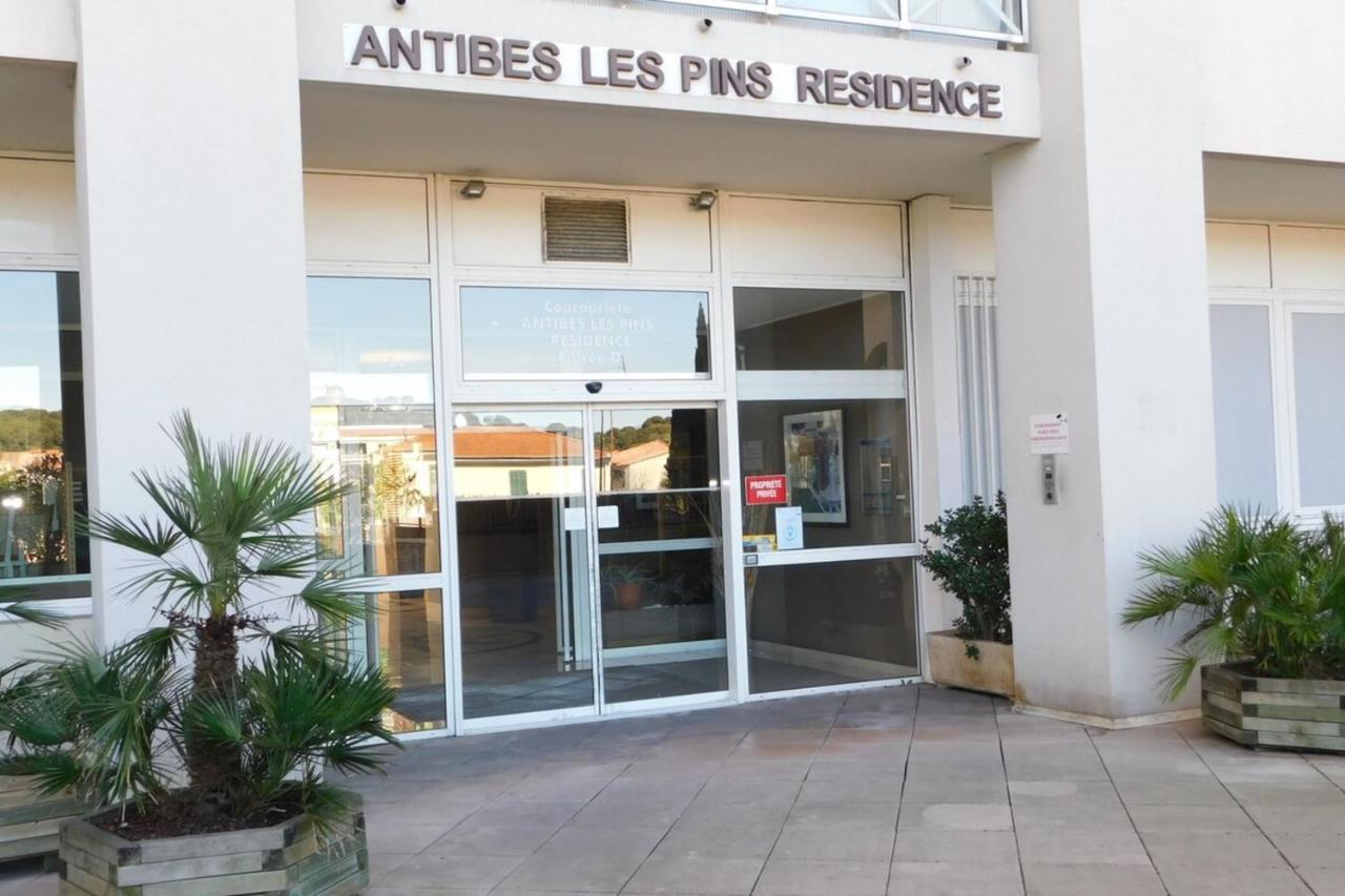 "T2 "Antibes Les Pins 3" Air Conditionned Sea View With Parking And Pool" Apartment Exterior photo